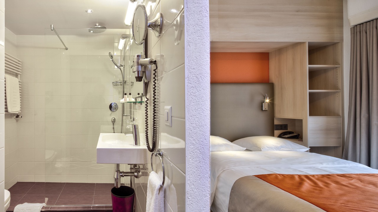 Photo of Bedroom in Mon-Repos