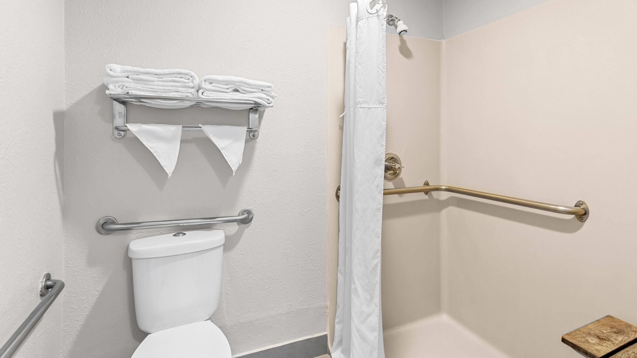 Photo of Bathroom in Pea Ridge