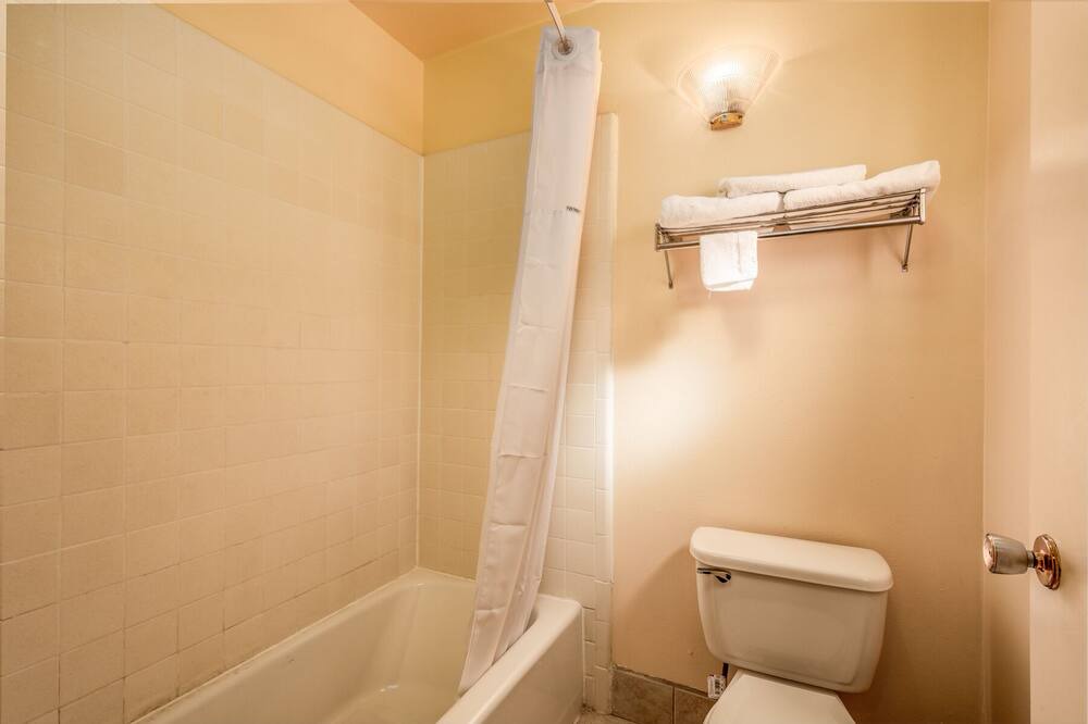 Photo of Bathroom in Polvadera