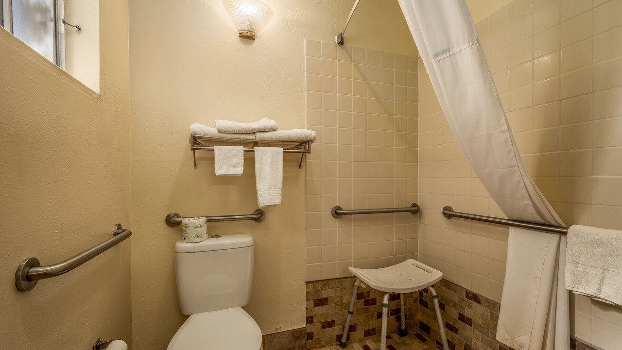 Photo of Bathroom in Polvadera