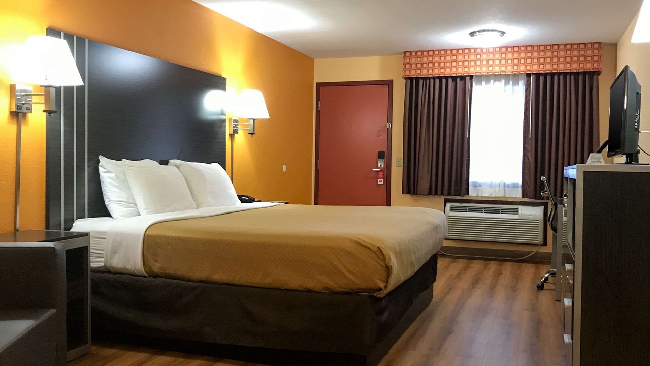 Photo of Bedroom in Purcell