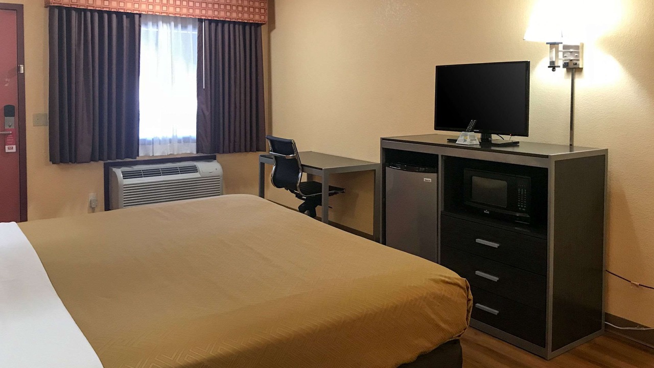 Photo of Bedroom in Purcell