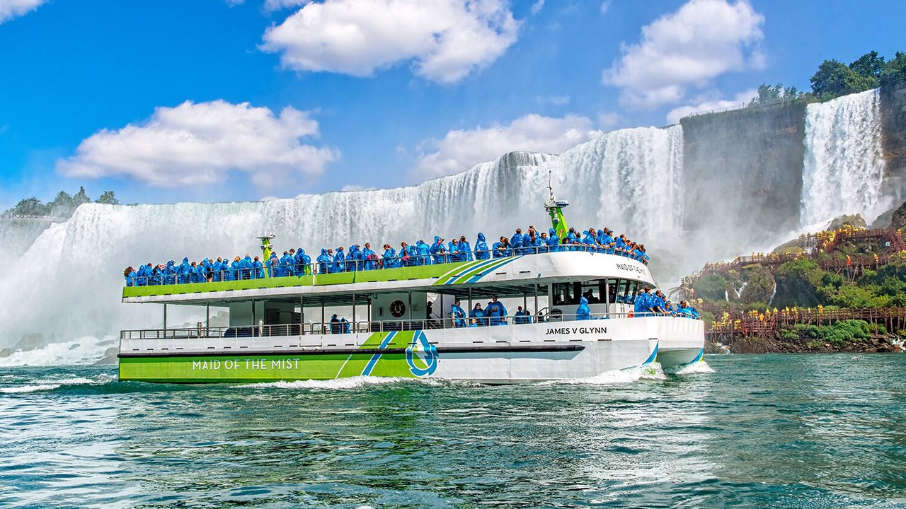 Photo of Others in Downtown Niagara Falls