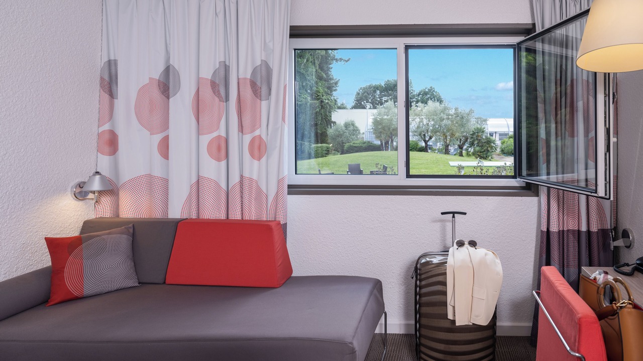 Photo of Bedroom in Carquefou