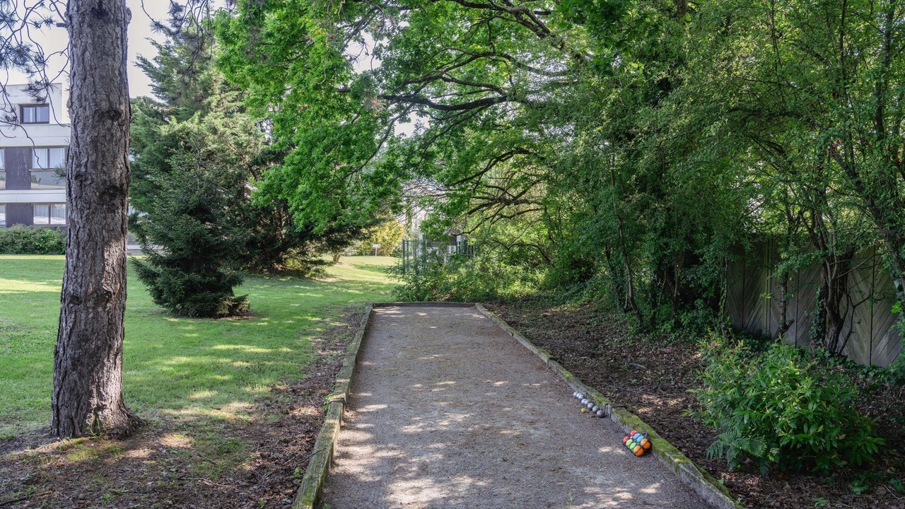 Photo of Others in Carquefou