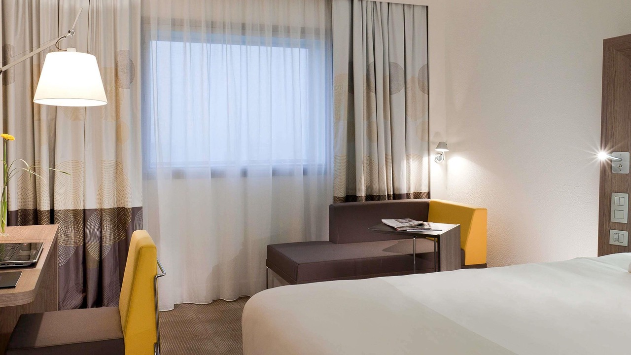 Photo of Bedroom in Carquefou