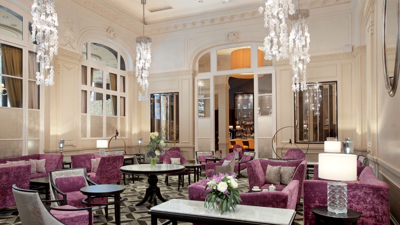 Photo of Others in Notre-Dame