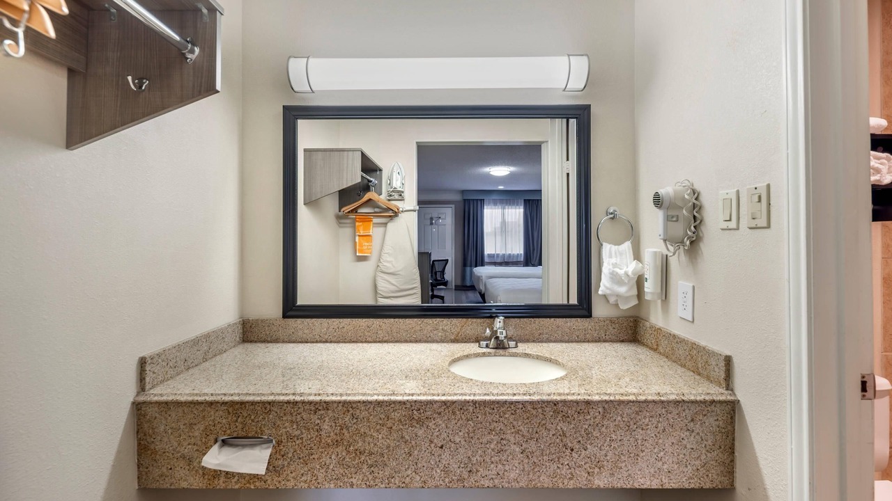Photo of Bedroom in Marble Falls