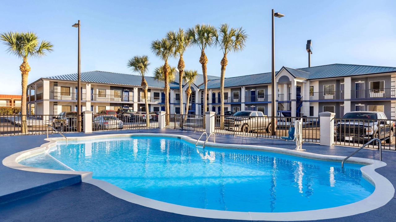 Photo of Outdoor in Kingsland