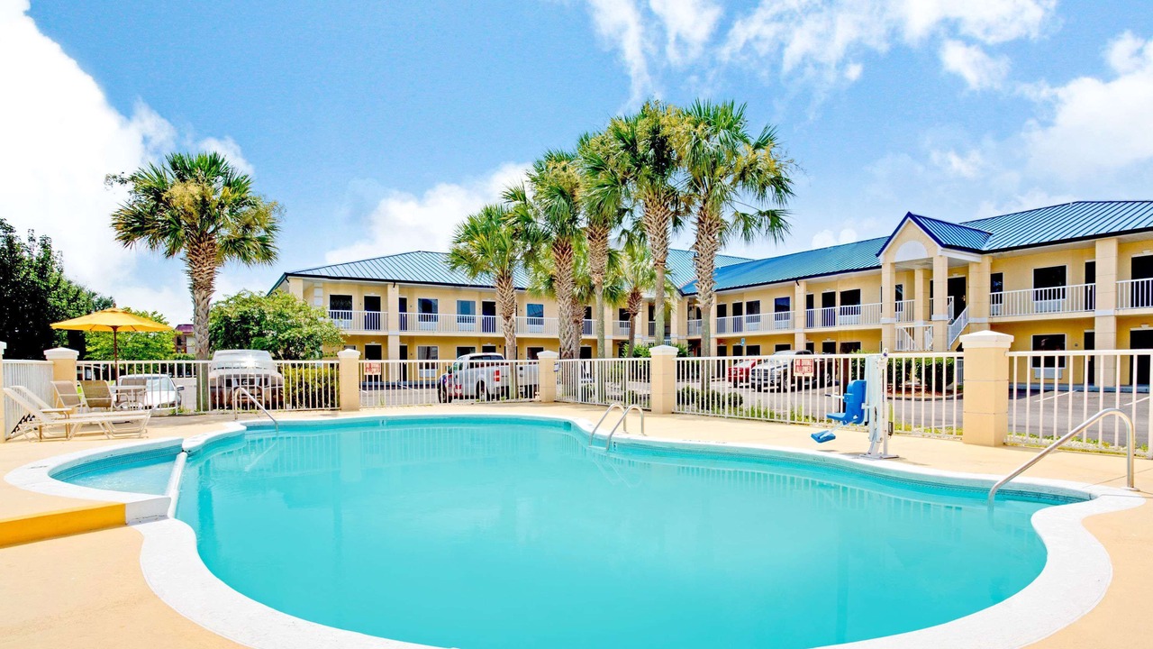 Photo of Outdoor in Kingsland