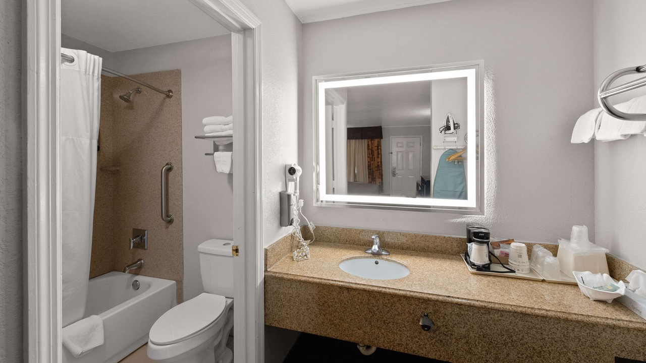 Photo of Bathroom in Grove City