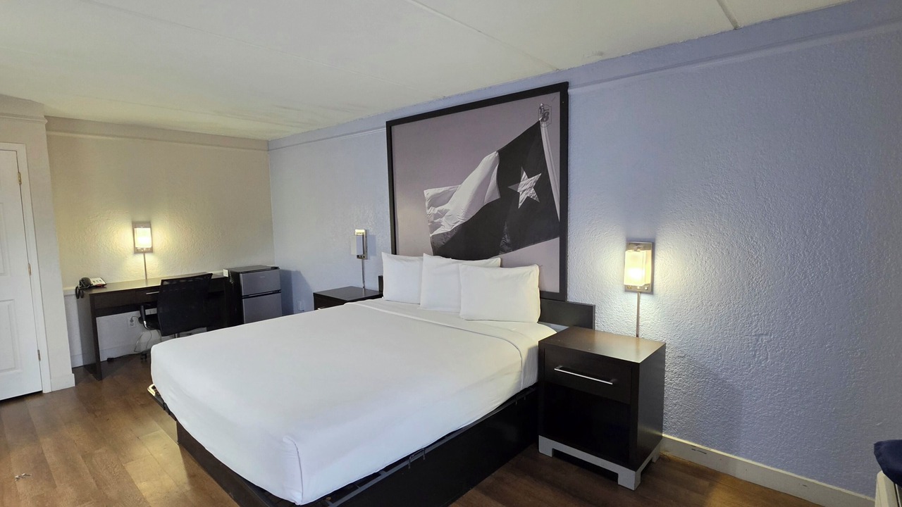 Photo of Bedroom in East Congress