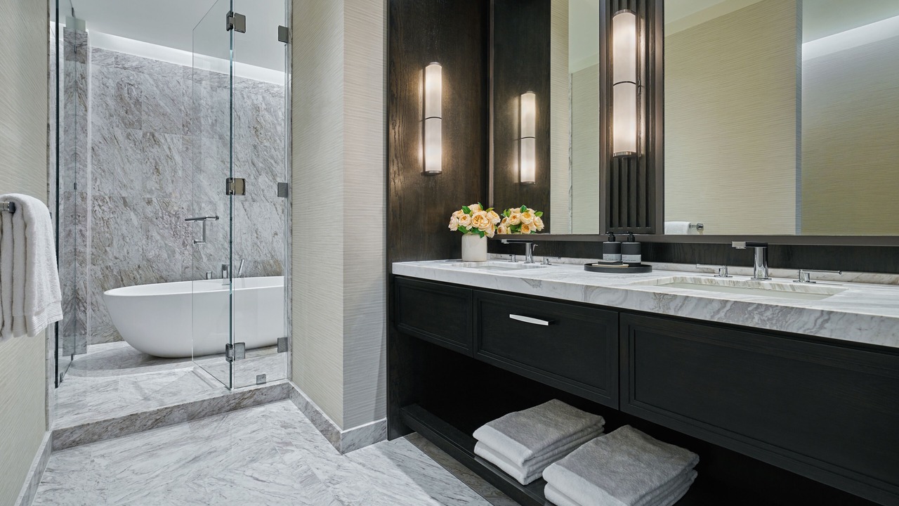 Photo of Bathroom in Newport Center