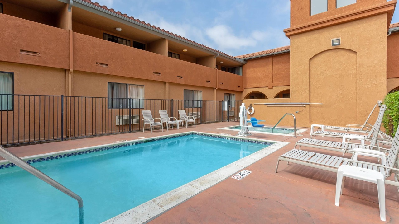 Photo of Outdoor in Mira Costa