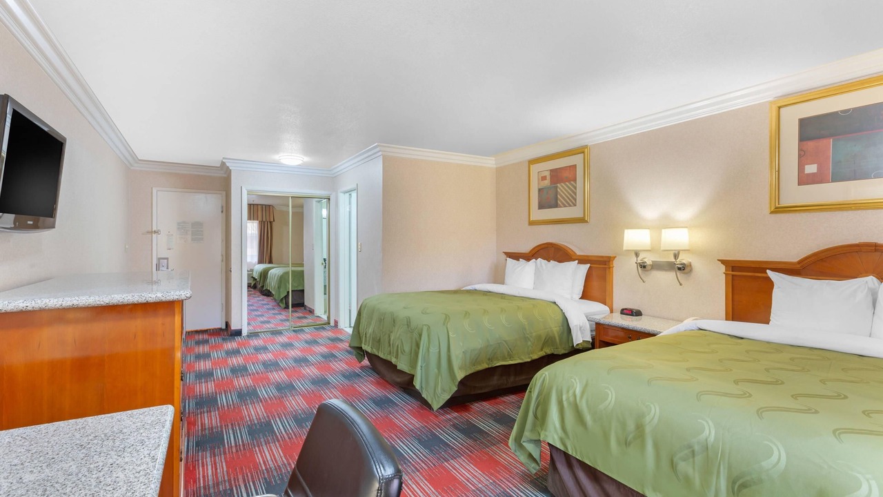 Photo of Bedroom in Mira Costa
