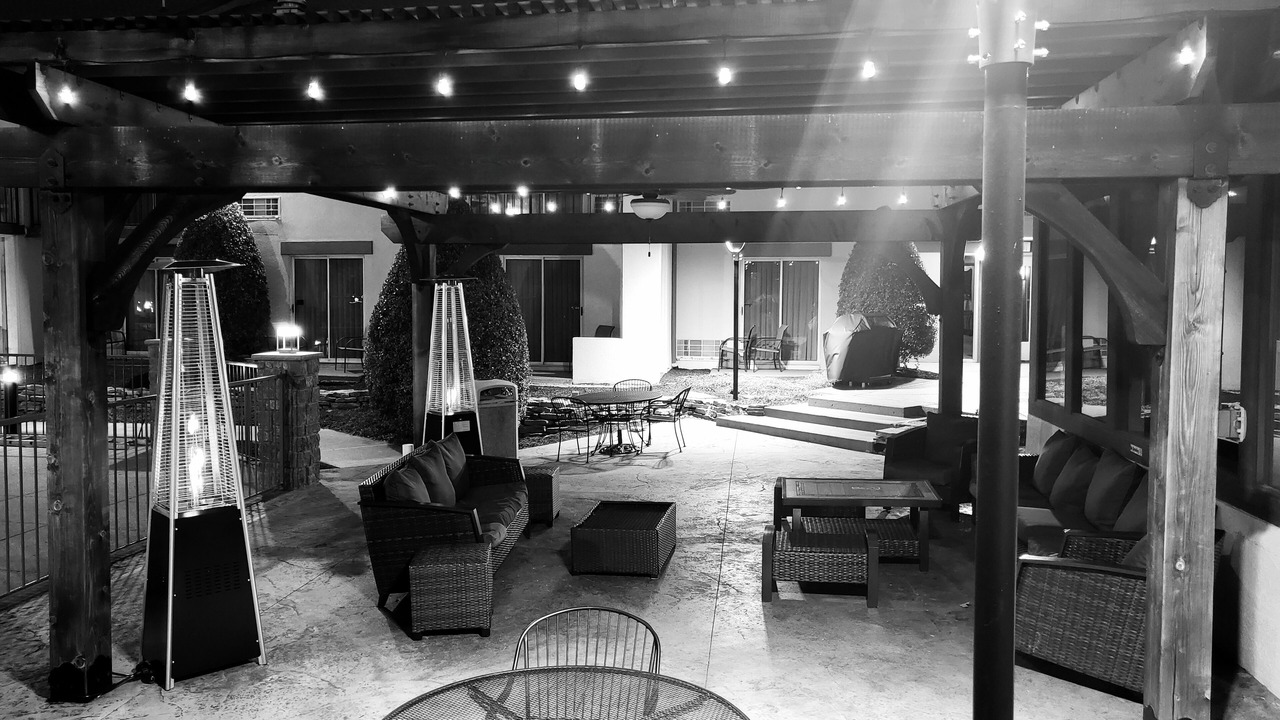 Photo of Outdoor in Merry Oaks