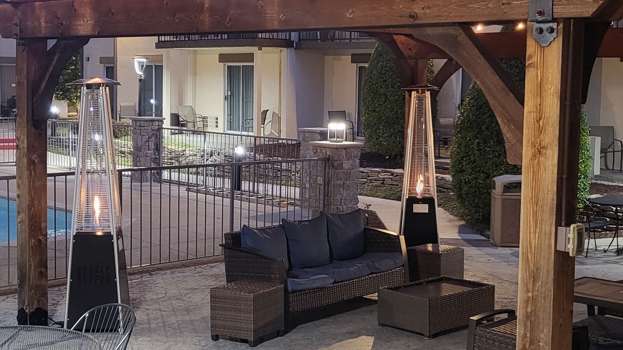 Photo of Outdoor in Merry Oaks
