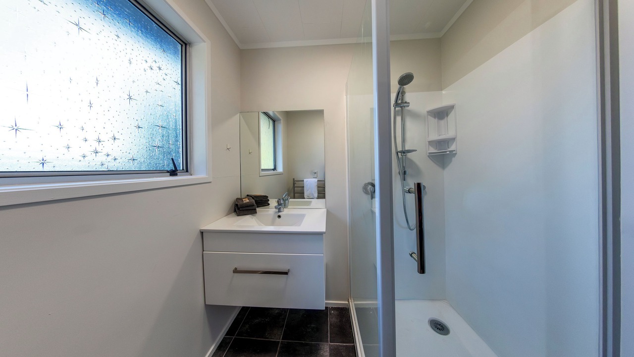 Photo of Bathroom in Kawaha Point