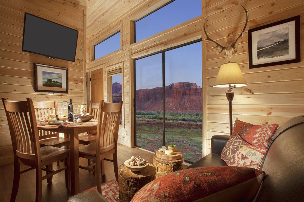 Photo of Livingroom in Torrey