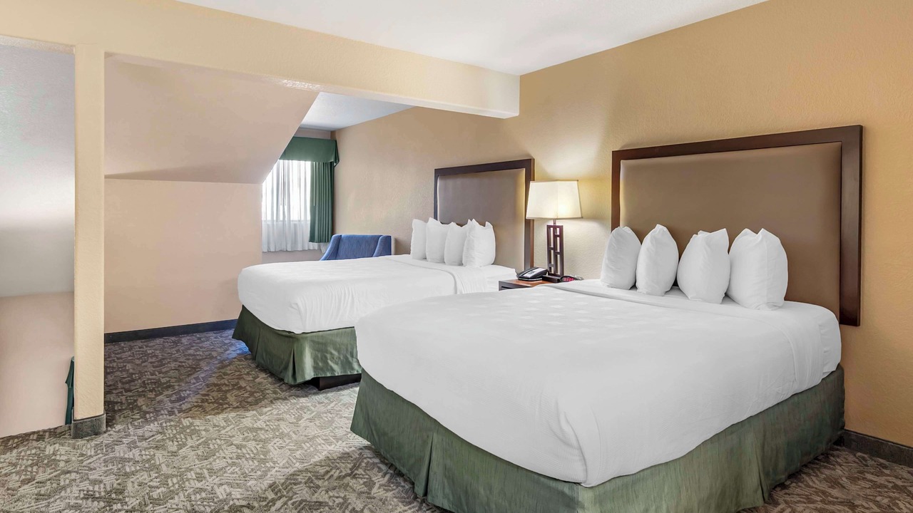 Photo of Bedroom in Eagle