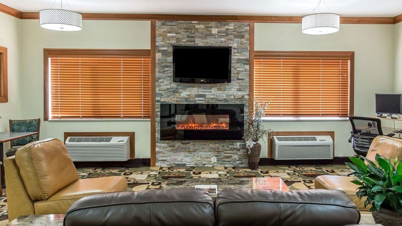 Photo of Livingroom in Cedar Rapids