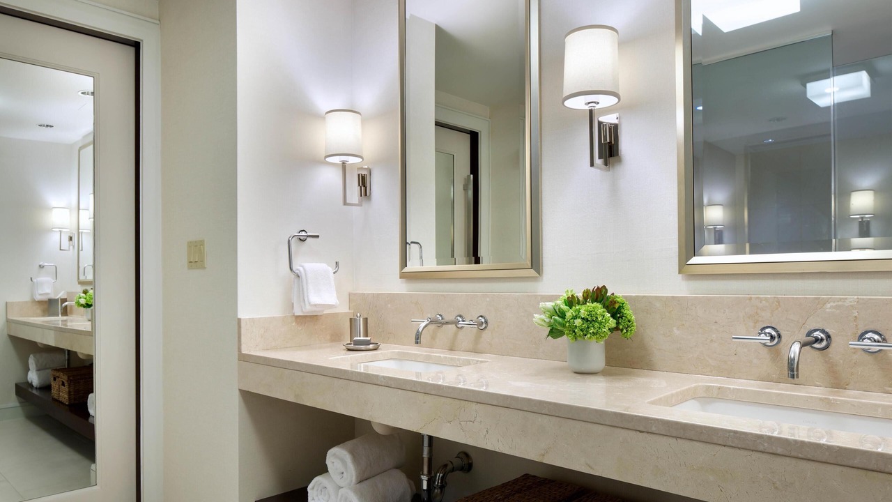 Photo of Others in Downtown Boston