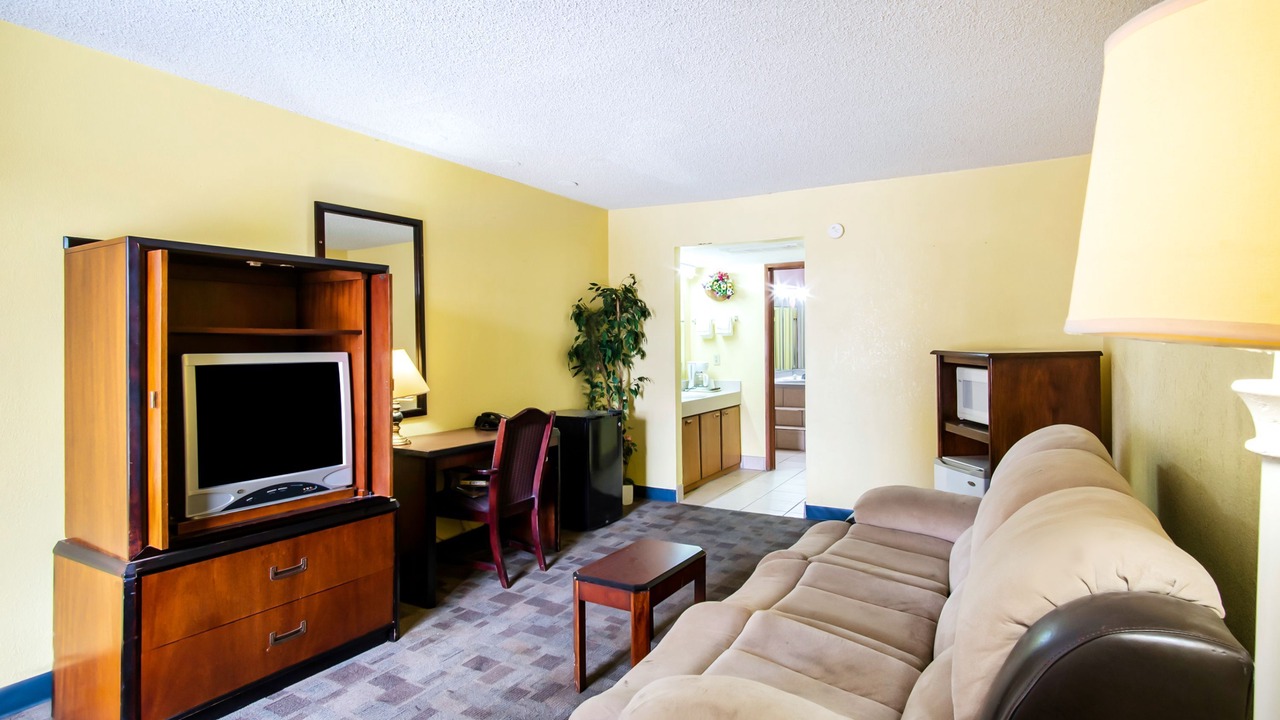 Photo of Bedroom in Hutchinson