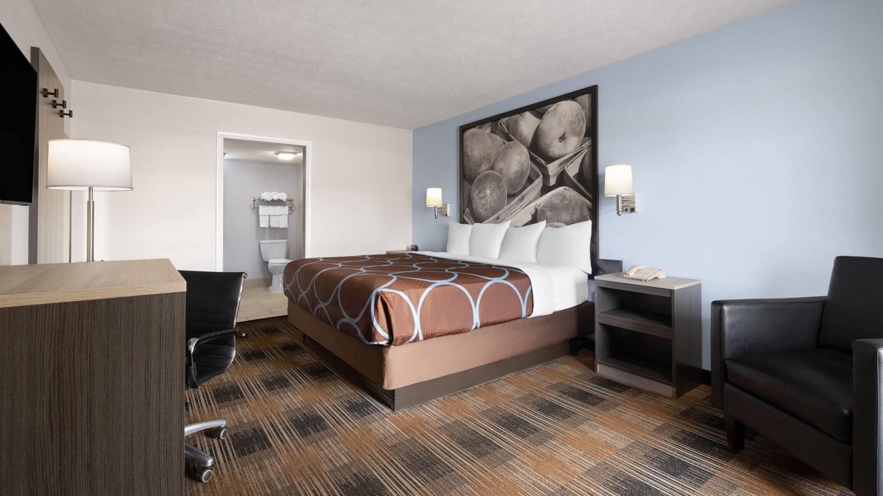 Photo of Bedroom in Covington