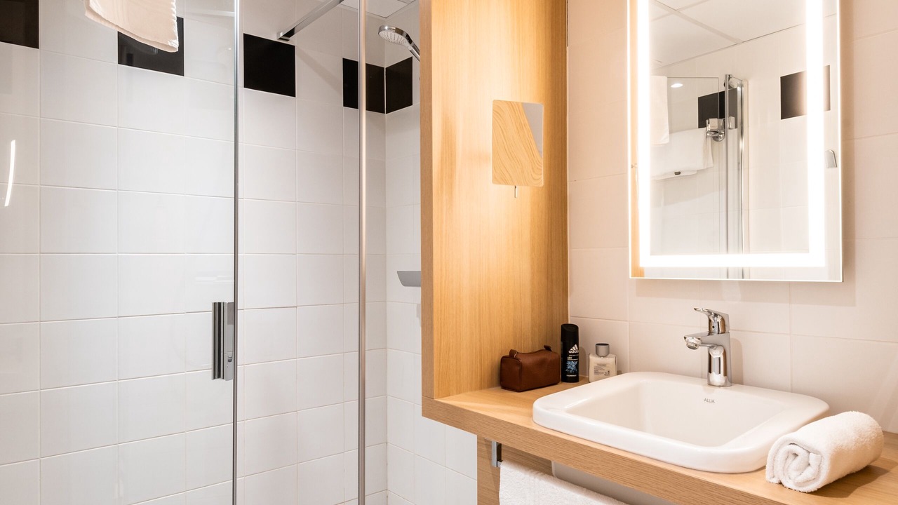 Photo of Bathroom in Joue-les-Tours