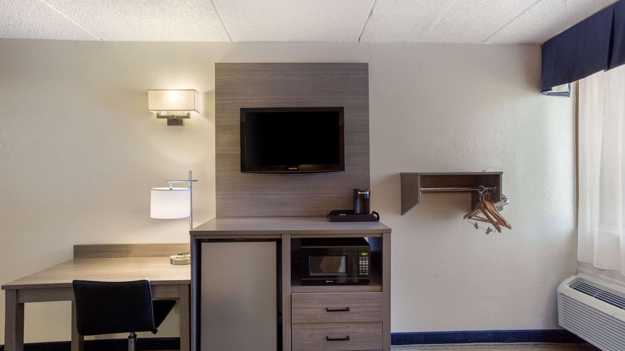 Photo of Others in Colonie