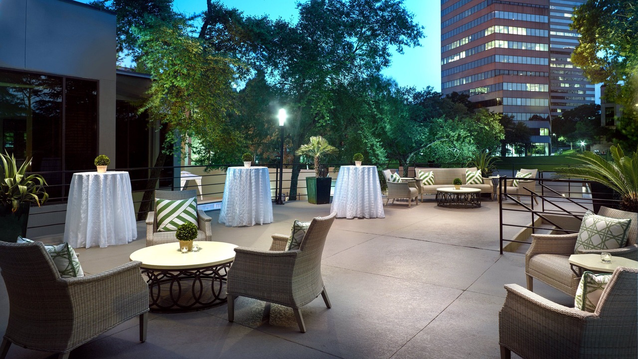 Photo of Outdoor in Uptown