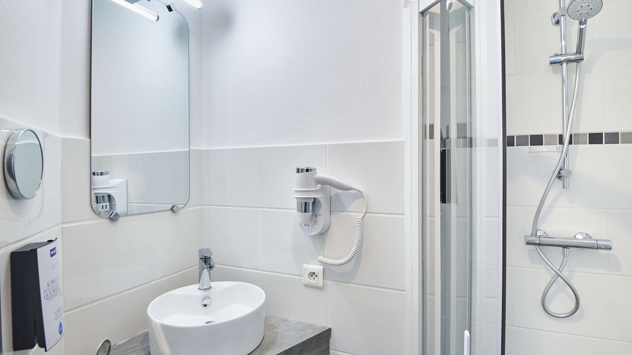 Photo of Bathroom in Mons-en-Baroeul