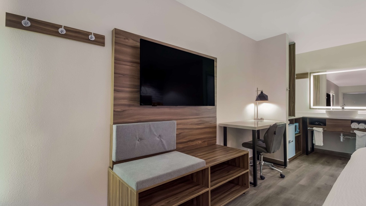 Photo of Bedroom in Woodlake - Briar Meadow