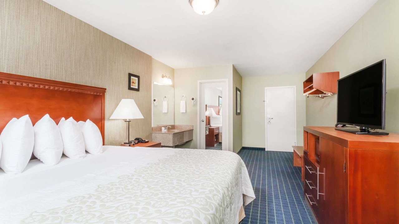 Photo of Bedroom in Windsor Locks