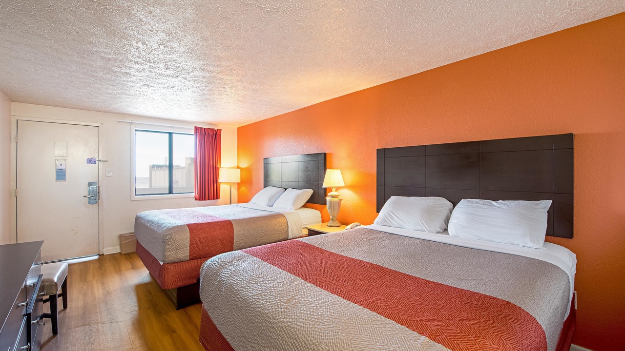 Photo of Bedroom in Willoughby Spit