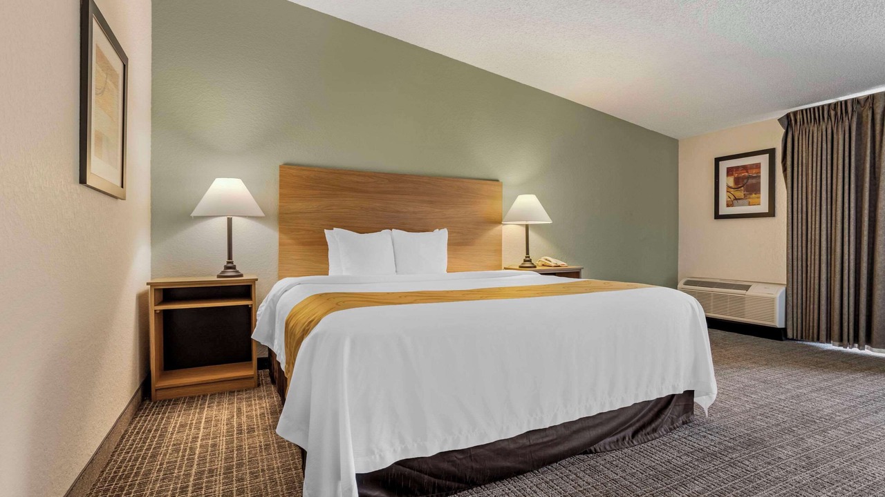Photo of Bedroom in South Main