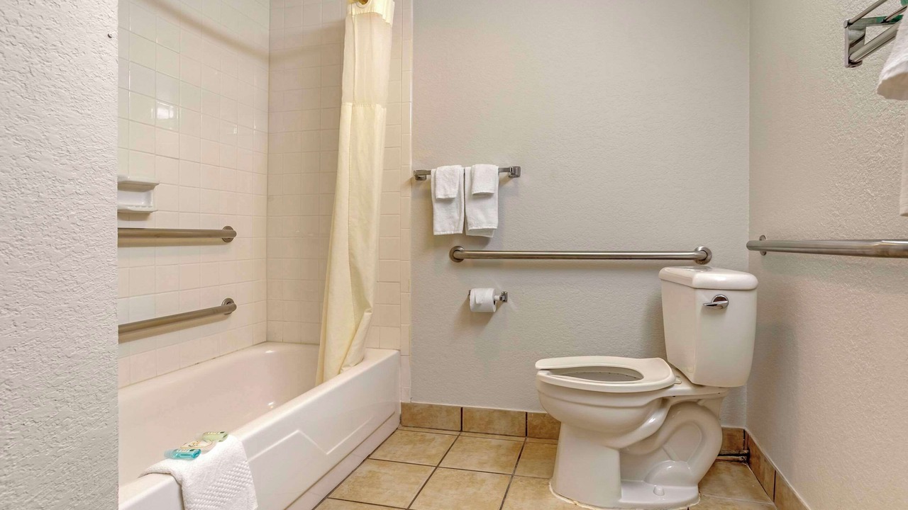 Photo of Bedroom in South Main