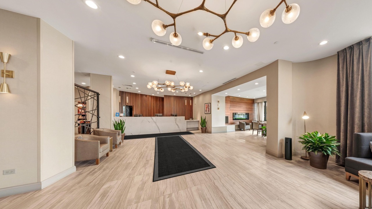 Photo of Others in Oak Lawn