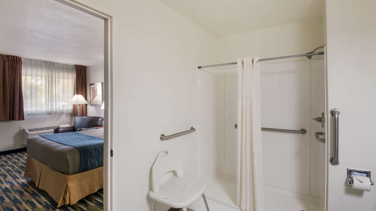 Photo of Bedroom in Fort Morgan