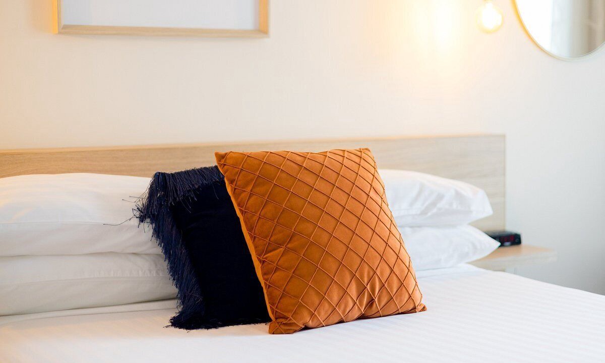 Photo of Others in Orange