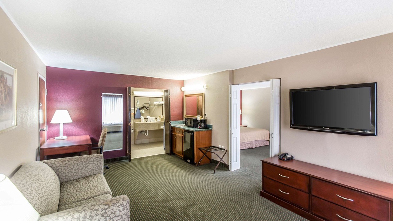 Photo of Livingroom in Tifton