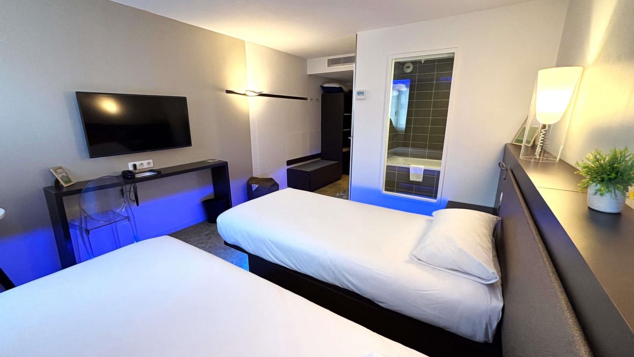 Photo of Bedroom in Caudan