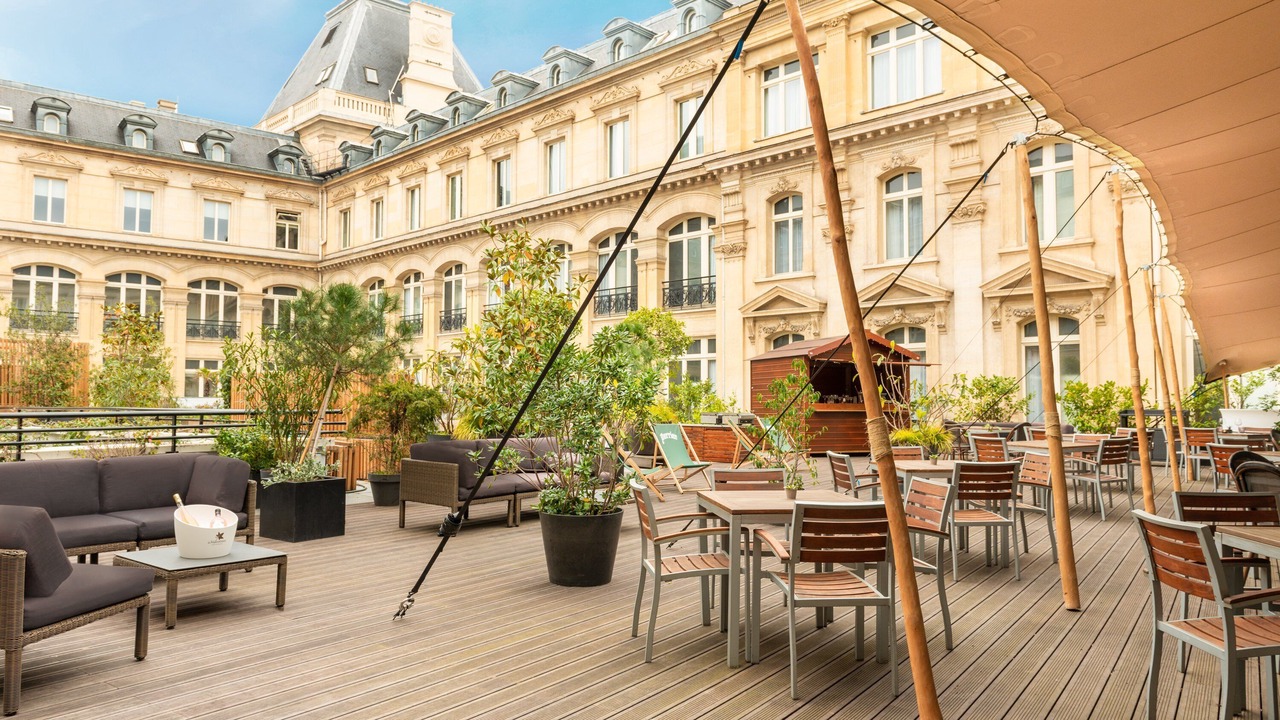 Photo of Patio Balcony in Quartier de la Folie-Mericourt
