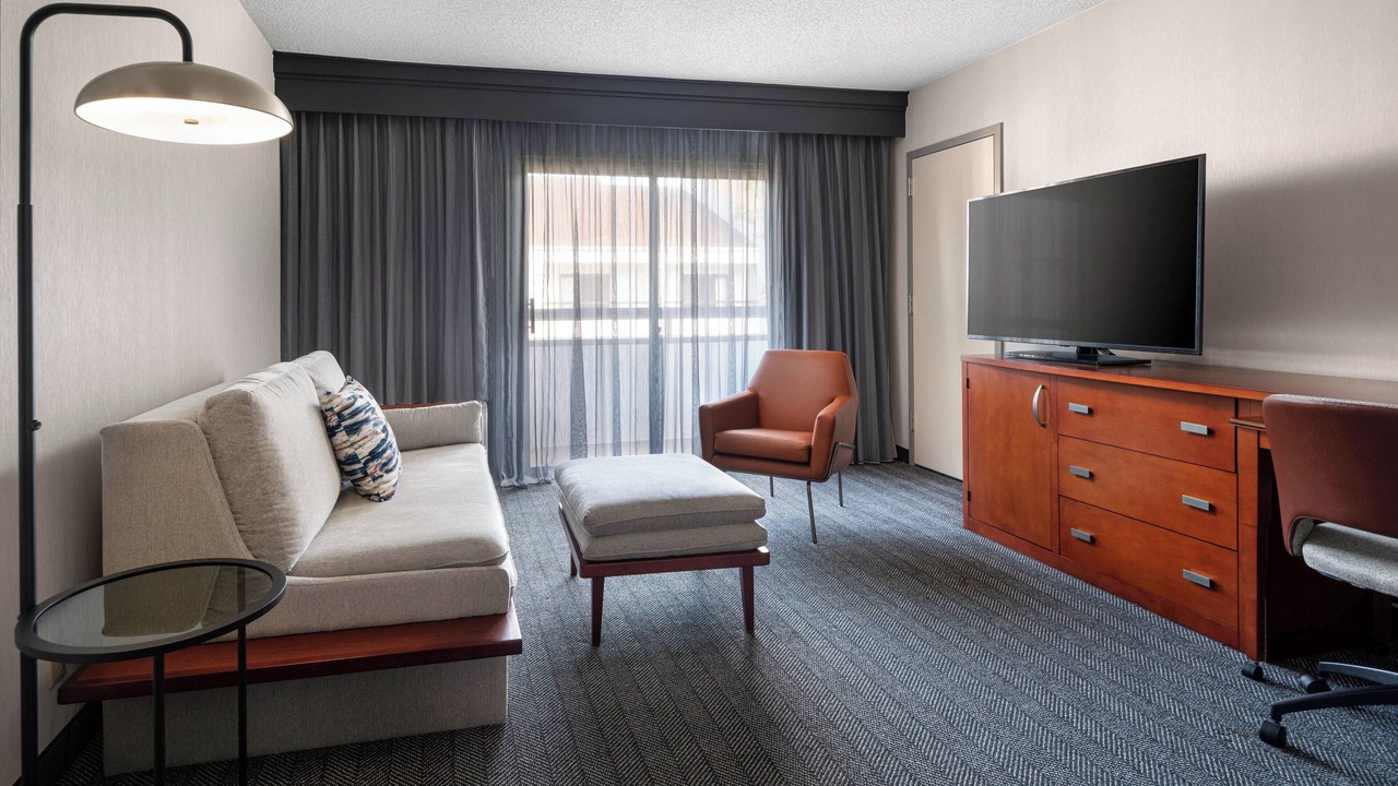 Photo of Bedroom in Southcenter