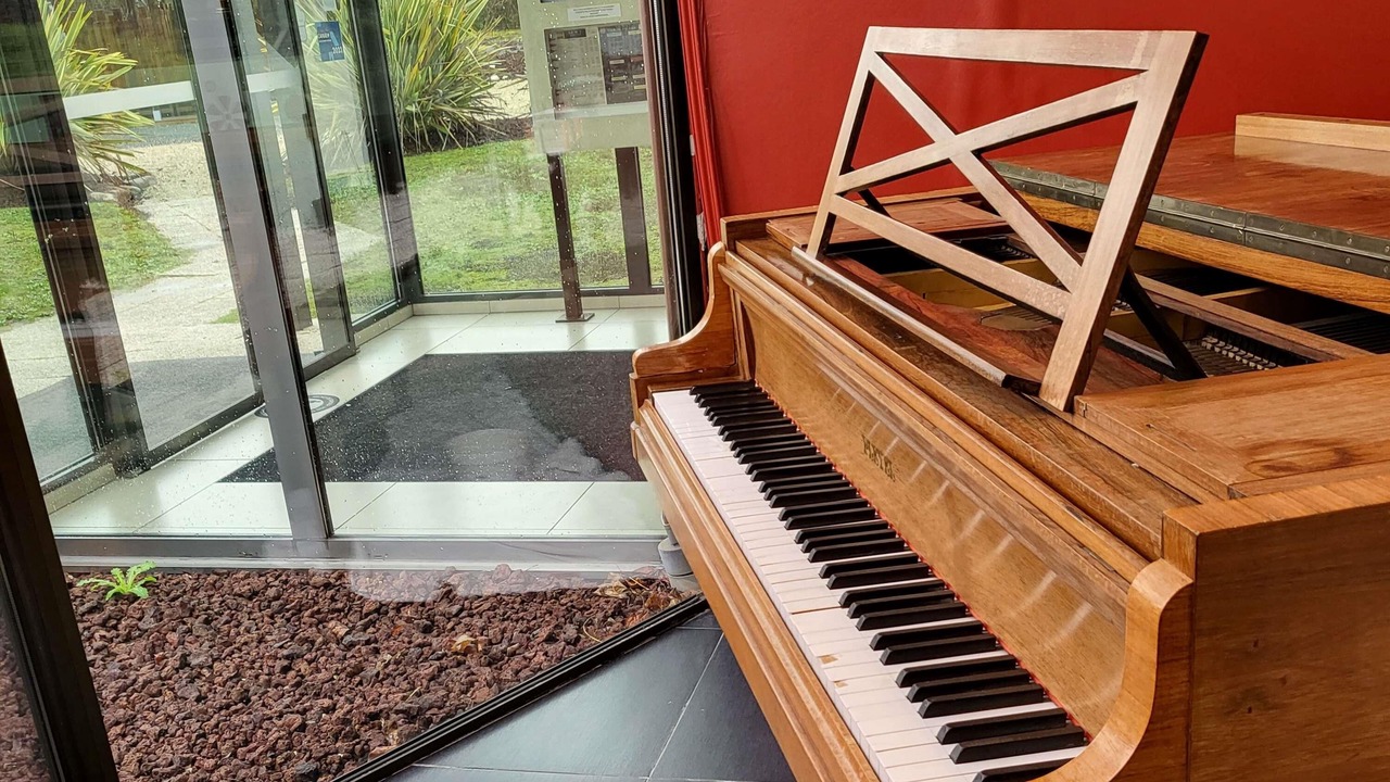 Photo of Others in Saintes