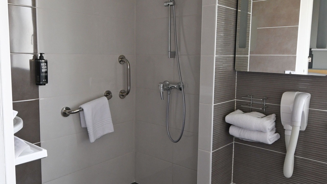 Photo of Bathroom in Saintes