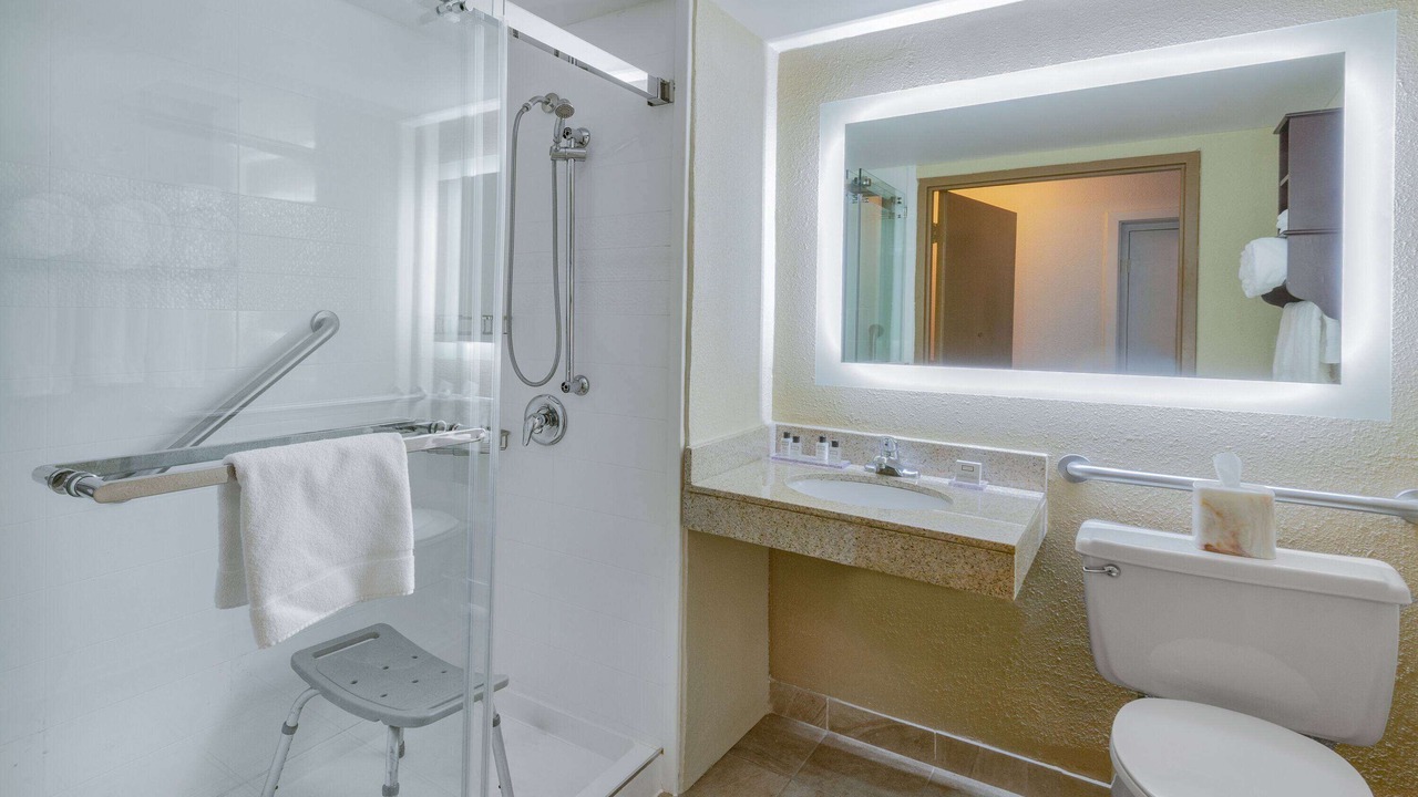 Photo of Bathroom in Shiloh