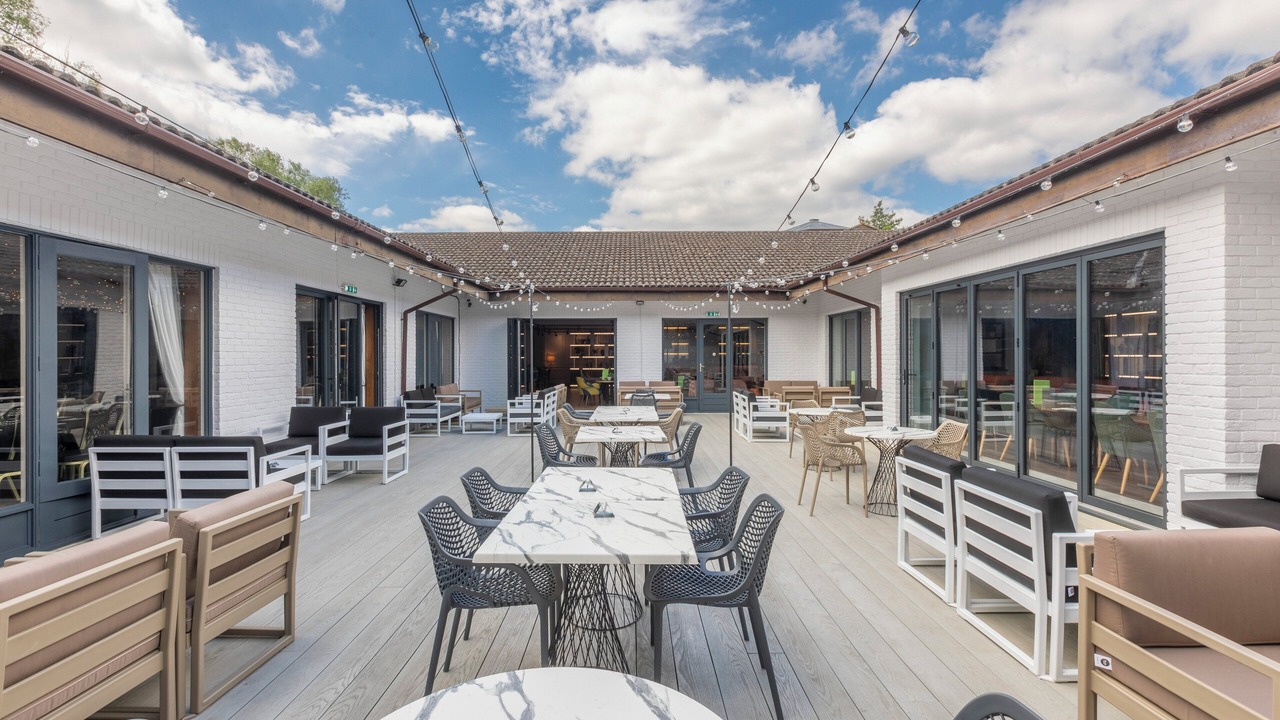 Photo of Outdoor in Guildford