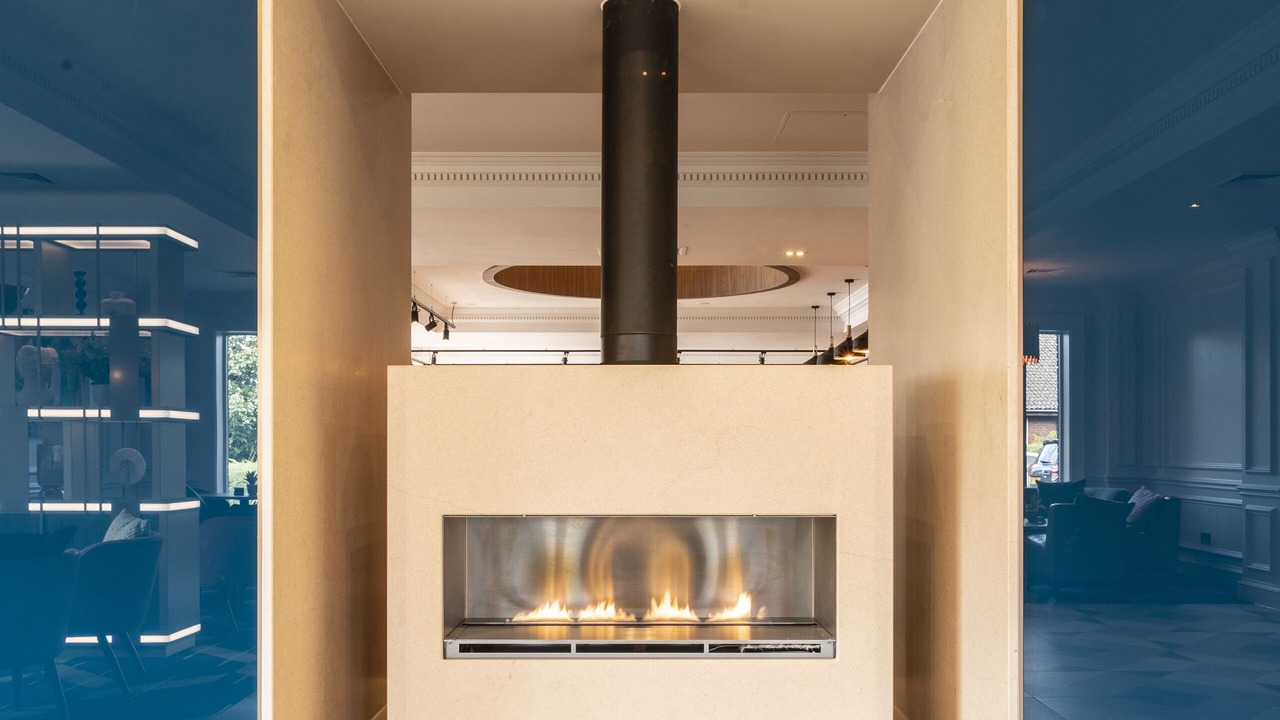 Photo of Livingroom in Guildford