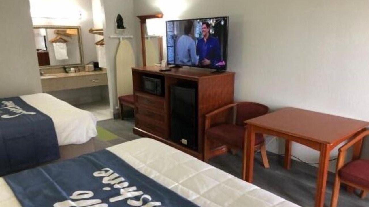 Photo of Bedroom in Shorter